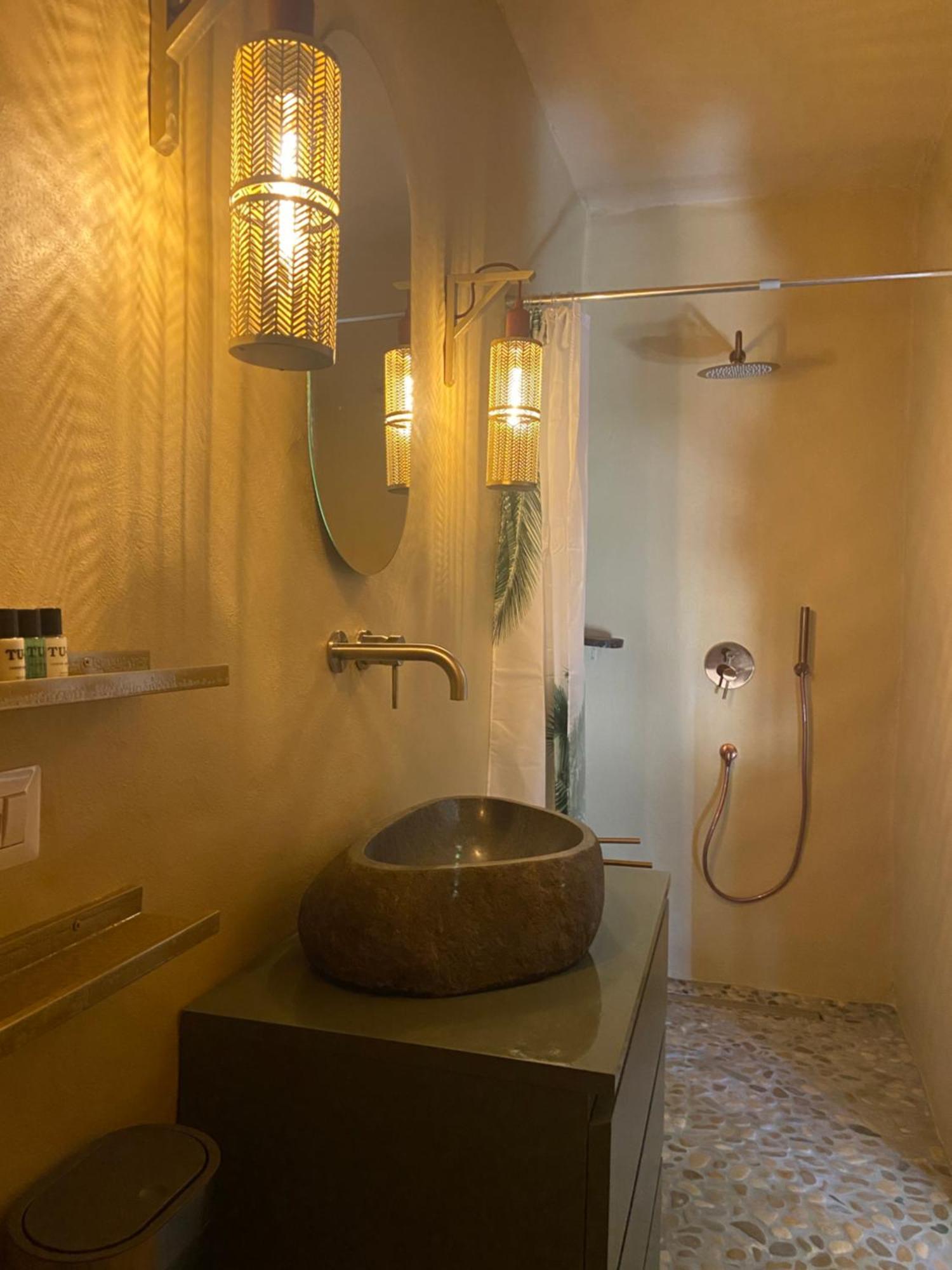 Bed And Adventure Tramontana Resort - Camera Vista Castilenti 外观 照片