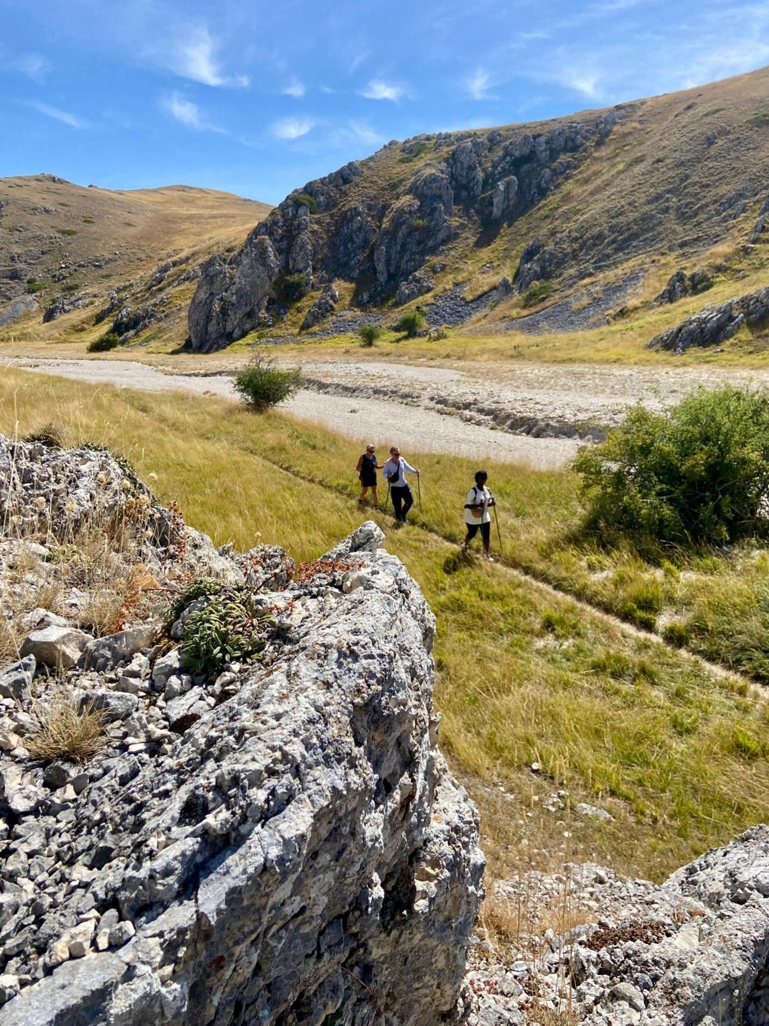 Bed And Adventure Tramontana Resort - Camera Vista Castilenti 外观 照片